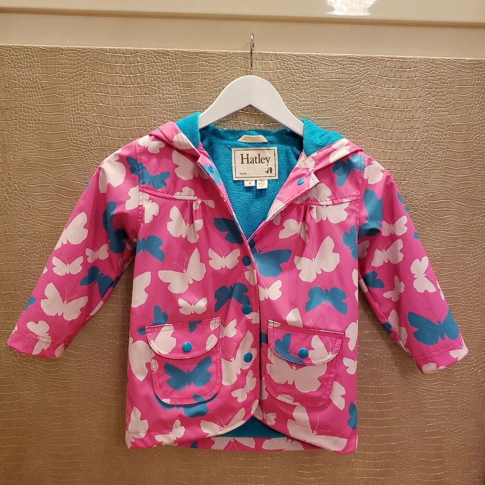 Girl's raincoat